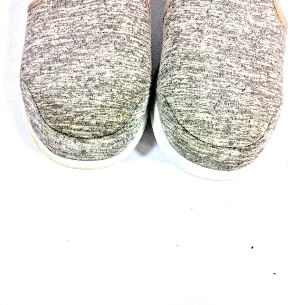 Skechers Women's Casual GogaMax Go Step Lite Walking Shoes Size 9.5